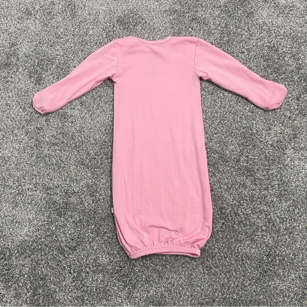 Posh Peanut Hello World Layette - Picture 2 of 6